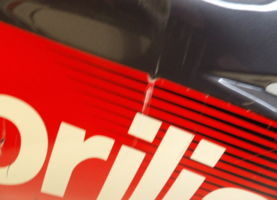 Rechter zijkuip Aprilia RSV 1000