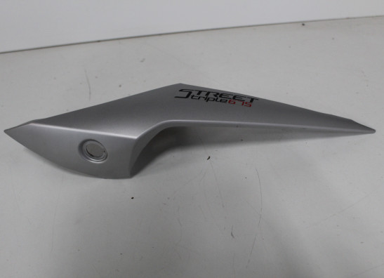 Heck links Triumph Street Triple 675