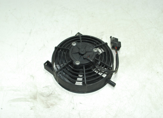 Ventilator Aprilia RSV 1000