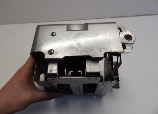 Batterie befestigung Suzuki LS 650
