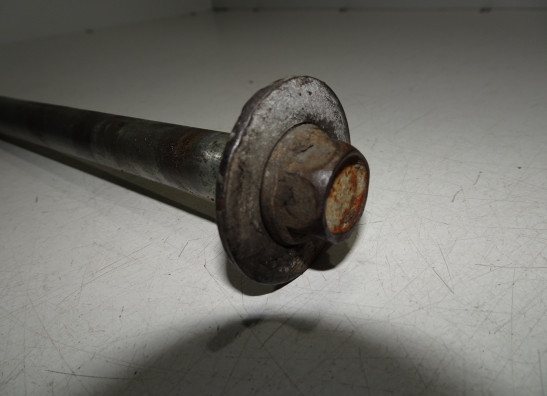 Rear axle Yamaha XJ 600 Diversion