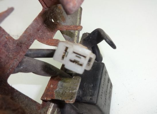 Regler Gleichrichter Honda CB 400