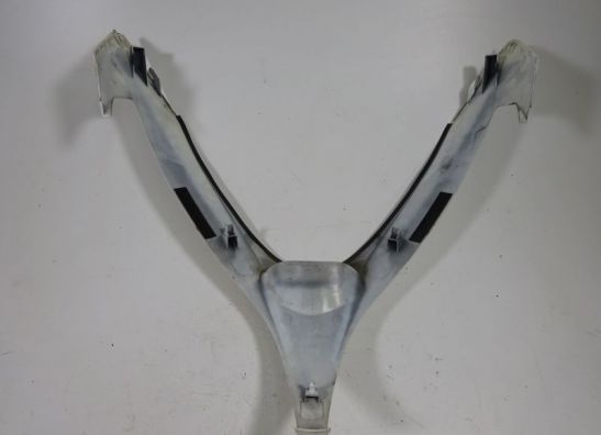 Cowl upper connector Suzuki Burgman 400