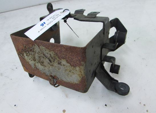 Batterie befestigung Suzuki GSX F 1100