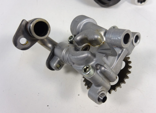 Oil pump Yamaha XJ 6 N