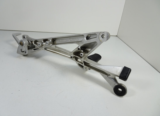 Fussrastetrager vorne rechts BMW K 1300 GT