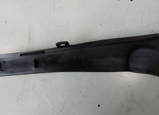 Rechter zijkuip klein Aprilia RSV 1000