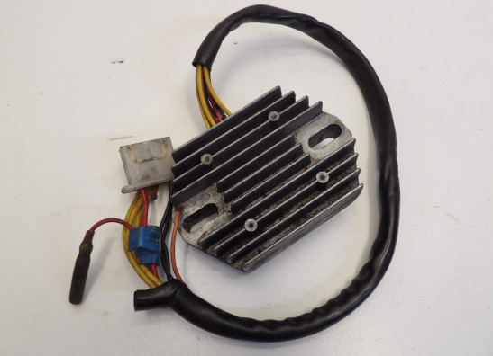 Regulator rectifier  Suzuki Gv 1400 cavalcade