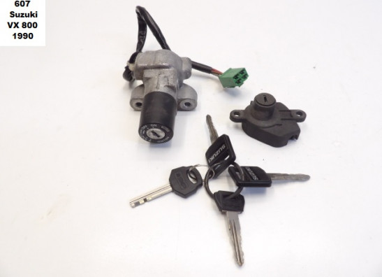 Contact slot Suzuki VX 800