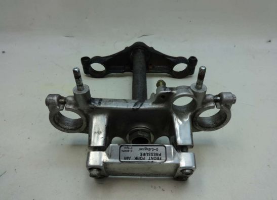 Steering stem + top bridge Honda VT 700 750
