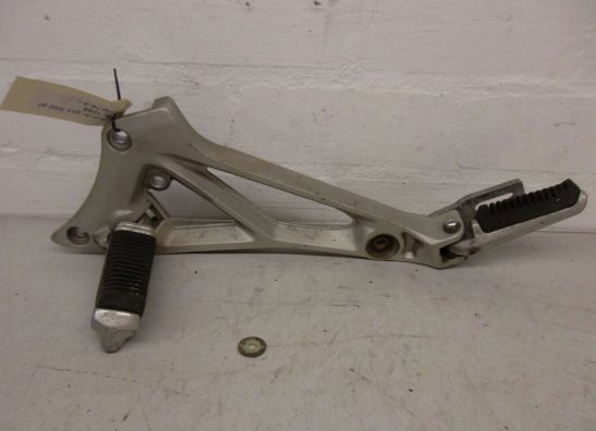 Fussrastetrager vorne links Suzuki GSX 550 EF