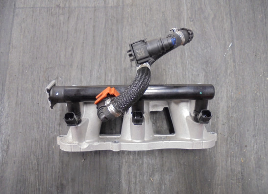 Throttle body Triumph Trident 660