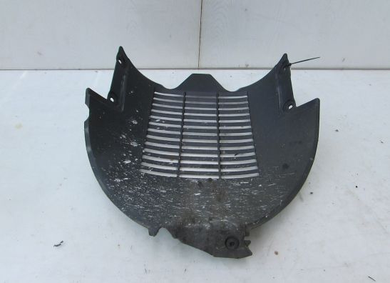 Cowl V shape under Suzuki Burgman 400