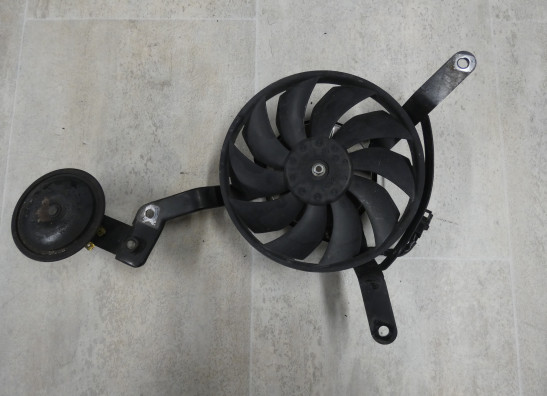 Ventilator Triumph 675 Street Triple R