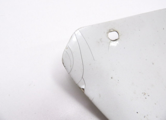 Cowl V shape under Yamaha FZR 600