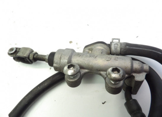 Rempomp achter Suzuki GSF 600 650 Bandit 