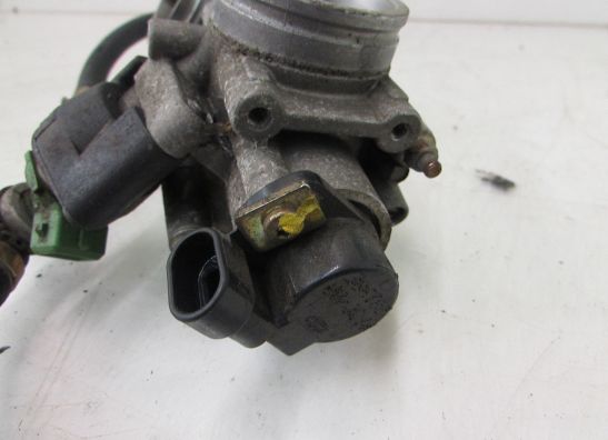 Gasklephuis Ducati ST2