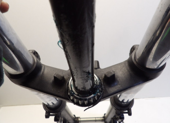 Voorpoten compleet Triumph Trophy 900