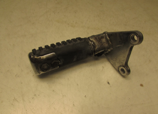 Fussrastetrager vorne rechts Honda VF 750 C Magna