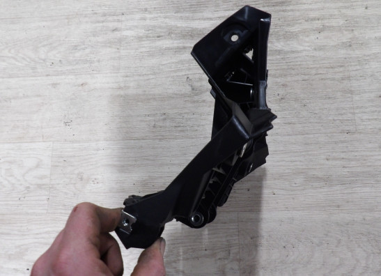 Geweih  Verkleidungshalter Voge 900 DSX