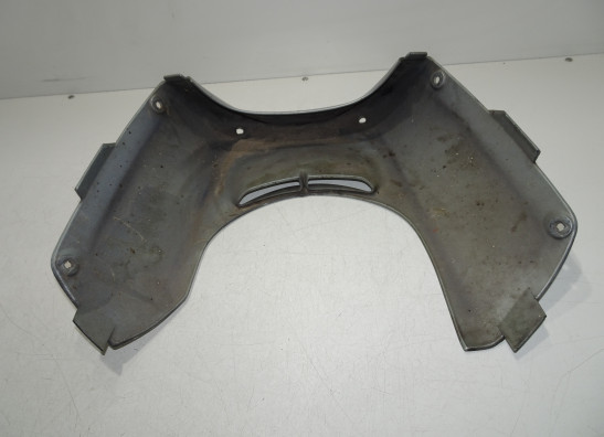 Cowl V shape under BMW R 1100 RT