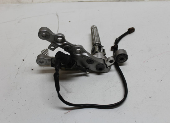 Main step holder right Yamaha YZF R6