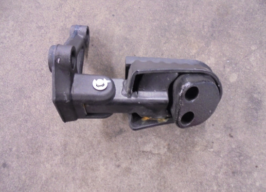 Fussrastetrager vorne rechts Benelli TRK 702