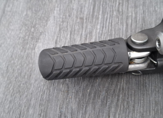 Main step holder left Kawasaki Z 650