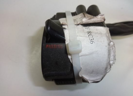 Handlebar switch assy left Honda VFR 750