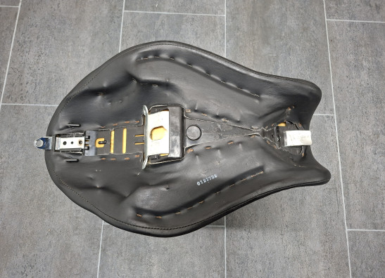 Zadel Harley Davidson XL1200C 1200 Custom