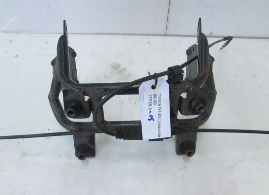 Geweih  Verkleidungshalter Honda Deauville 650 - 700