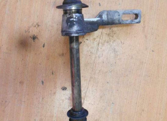 Hinterradachse Yamaha XT 600