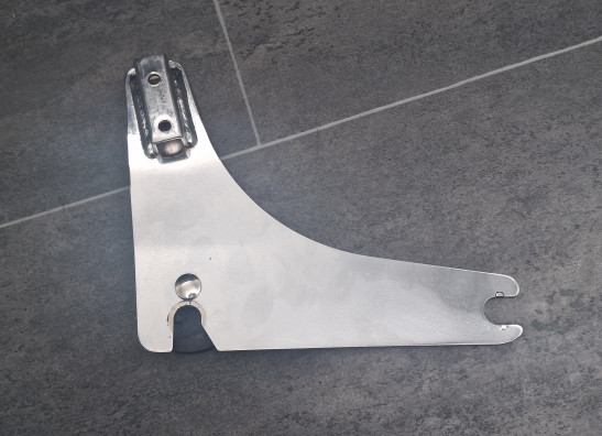 Rugsteun sissybar Harley Davidson FLD Switchback