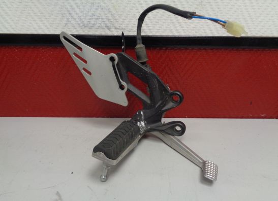 Main step holder right Kawasaki ZZR 1400