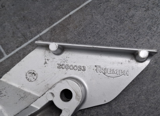 Main step holder right Triumph Trident 900