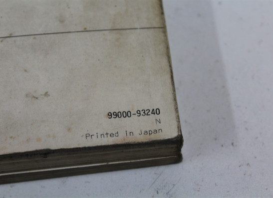 Parts book Suzuki GT 380