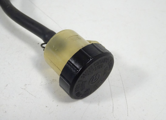 Rempomp achter Ducati monster 796