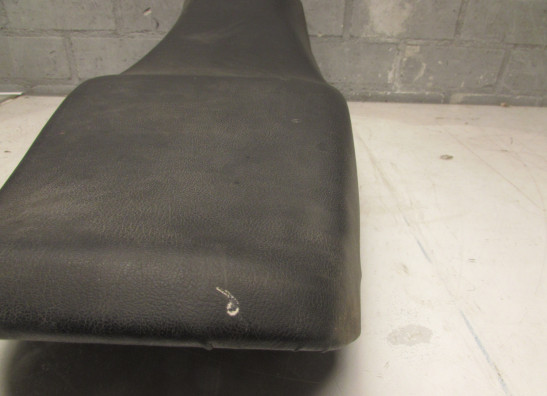 Zadel Honda VF 700  750 S Sabre