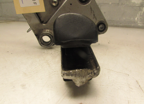 Fussrastetrager vorne rechts Suzuki GSX F 1100