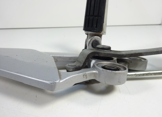 Fussrastetrager vorne links Yamaha FZ6