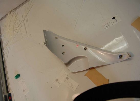 Cowl left inner Yamaha YZF R1