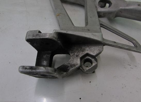 Soziusfussraste links Honda VFR 750
