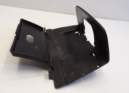 Batterie befestigung Suzuki GSX 400 E