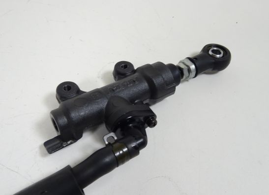 Rempomp achter Honda CBR Fireblade