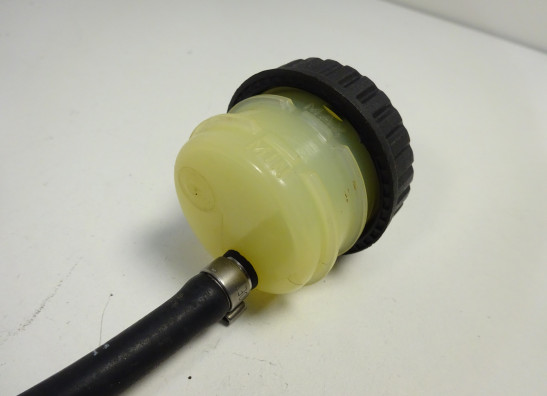 Rempomp achter BMW R 1200 RT