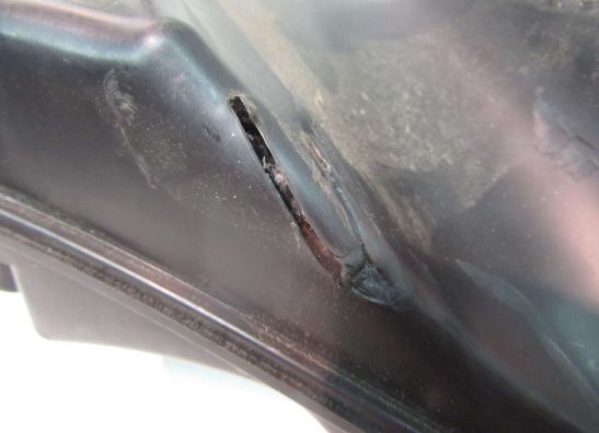 Air cleaner case Suzuki Burgman 400