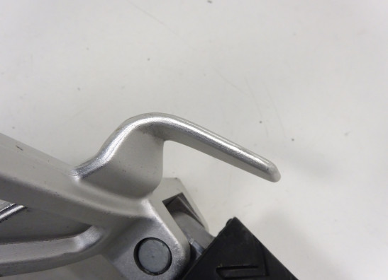 Duo voetsteun links Aprilia Tuono 660