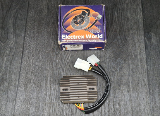 Regulator rectifier  Honda VFR 800 I