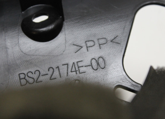 Rechter binnenkuip Yamaha MT 09