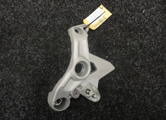 Fussrastetrager vorne links Ducati 939 Supersport
